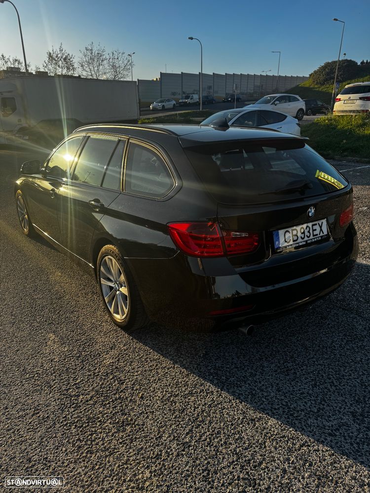 BMW 318 d Navigation - 3