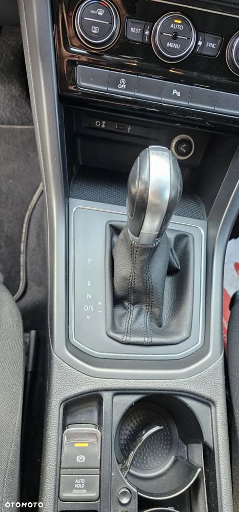 Volkswagen Touran 2.0 TDI BMT Comfortline DSG - 8