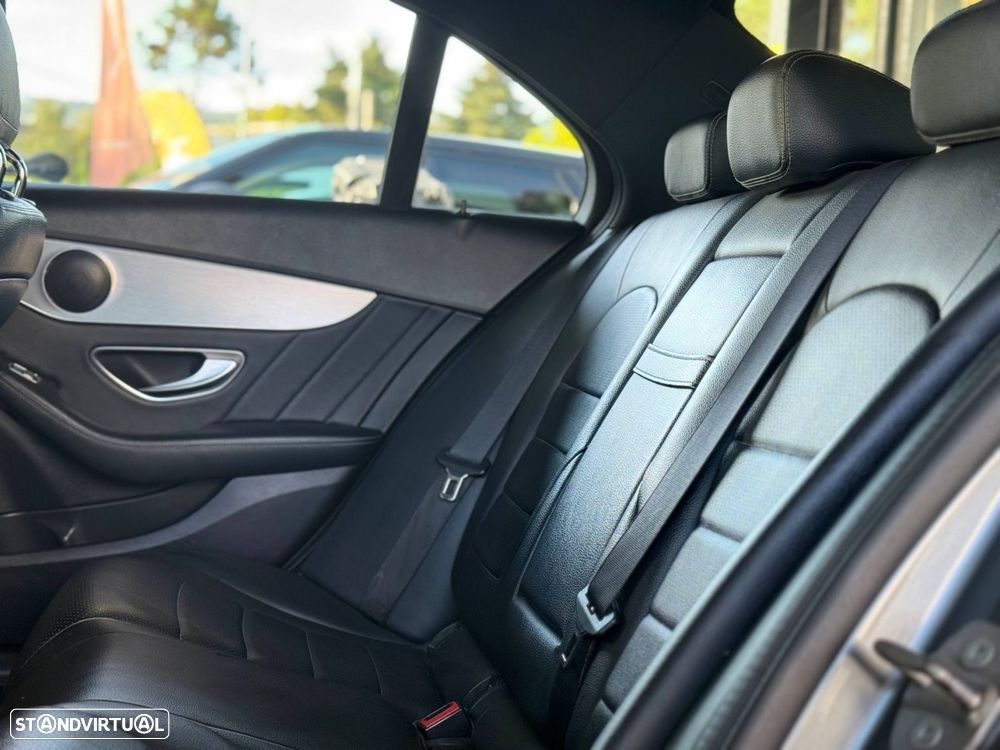 Mercedes-Benz C 180 d AMG Line - 31