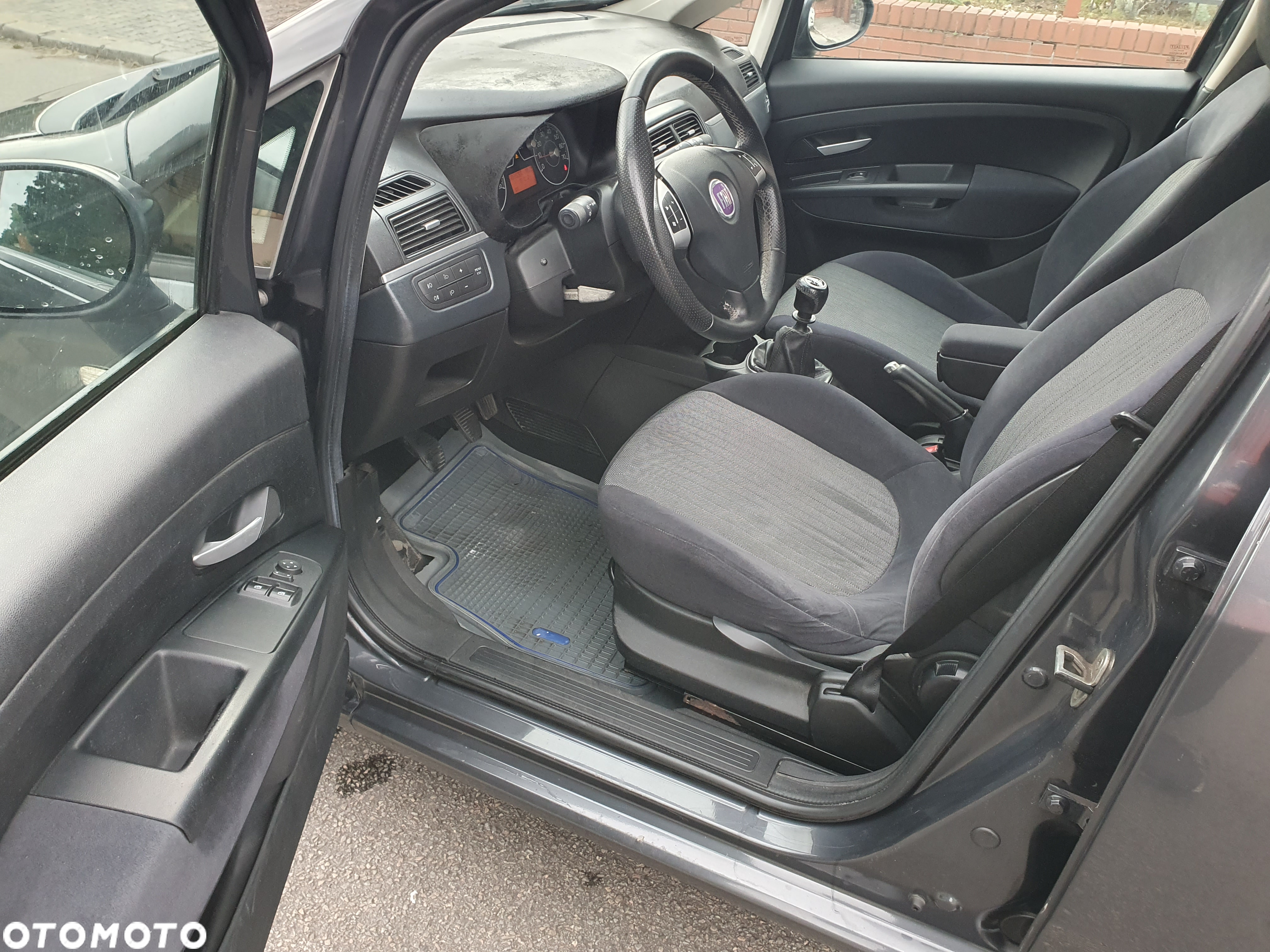 Fiat Punto 1.4 16V Dynamic - 7