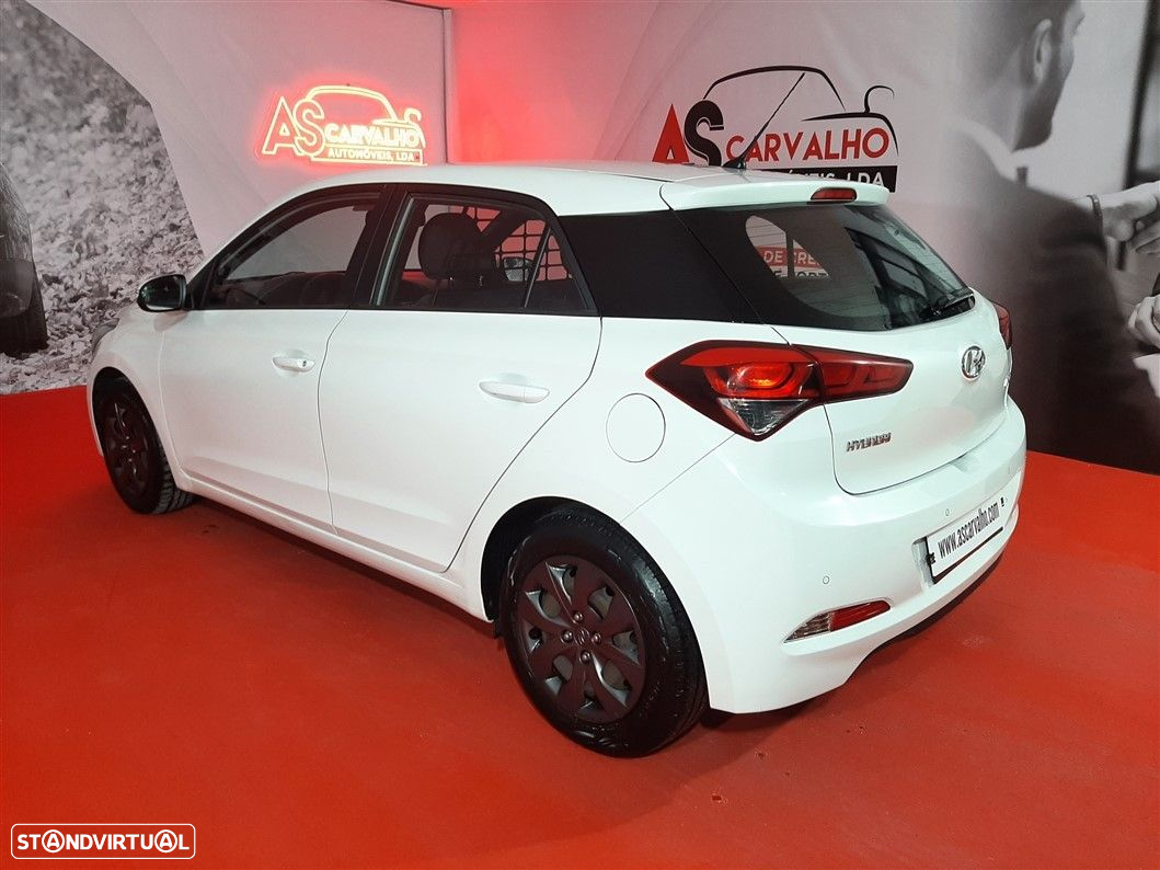 Hyundai i20 1.1 CRDi Access Plus - 7