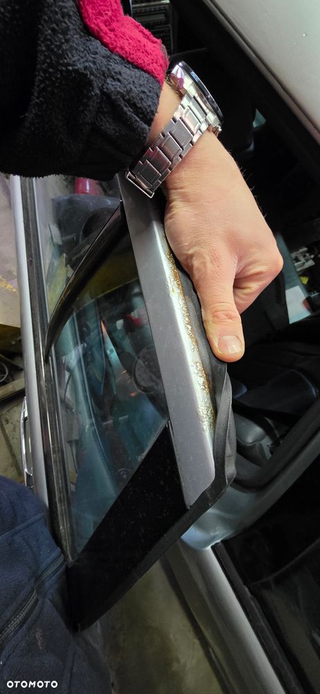 Mercedes-Benz Klasa E - 24