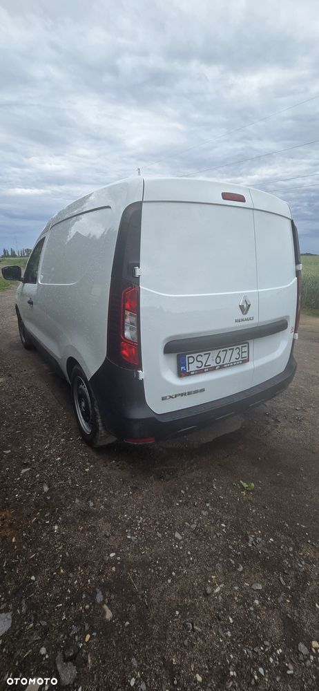 Renault 4 - 3