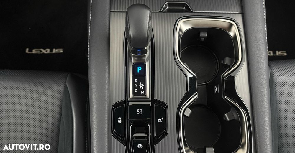 Lexus Seria RX 500H Direct4 Hybrid - 23