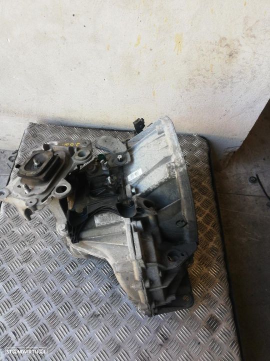 Caixa de 6 Velocidades Renault Laguna III 2.0dci 150cv ref: PK4004 - 1