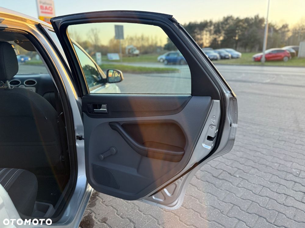 Ford Focus 1.6 TDCi DPF Style+ - 18