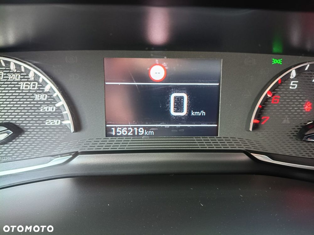 Peugeot 208 1.2 PureTech Active Pack S&S - 11