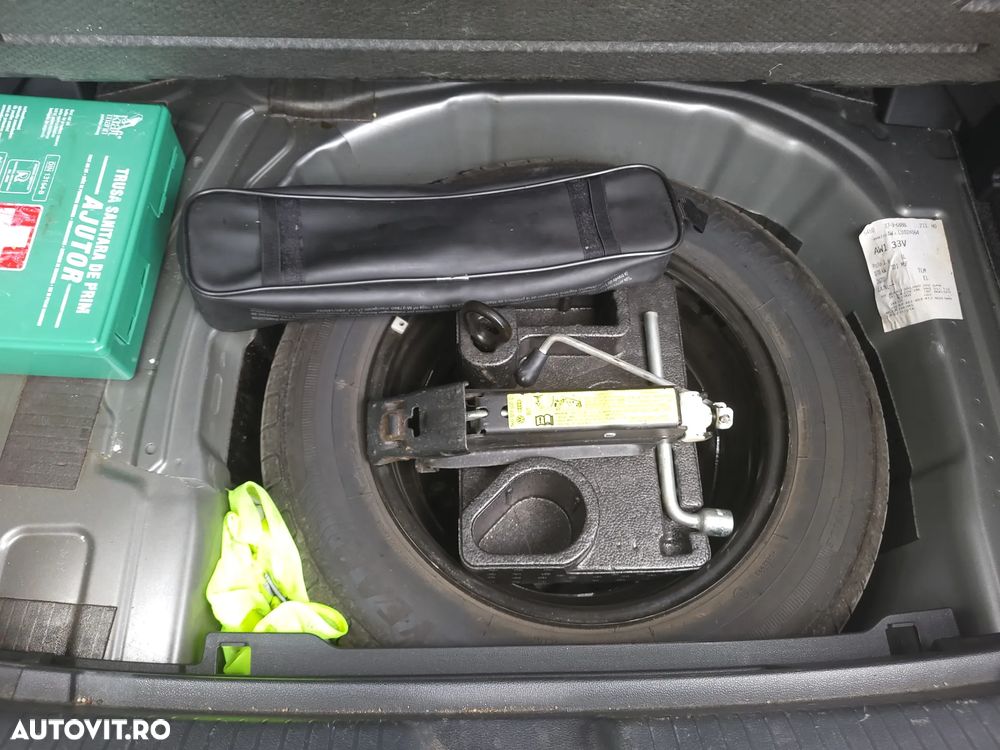 Volkswagen Polo 1.6 TDI Comfortline - 21