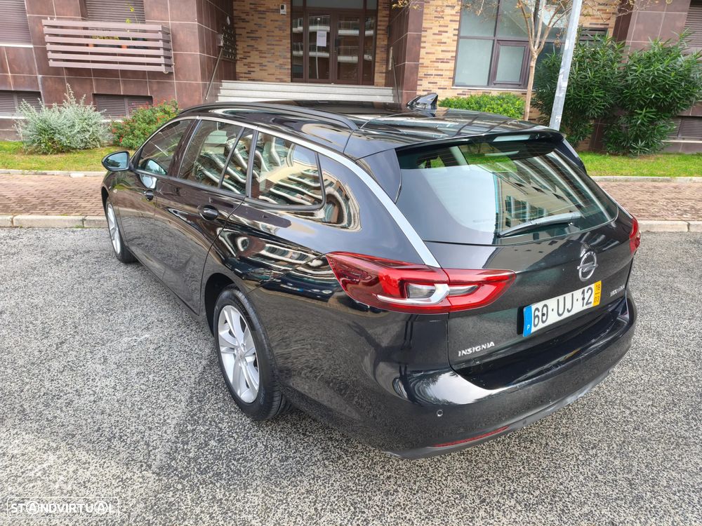 Opel Insignia Sports Tourer - 10