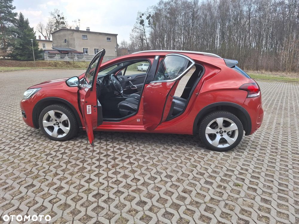 Citroën DS4 1.6 e-HDi SoChic MCP - 20