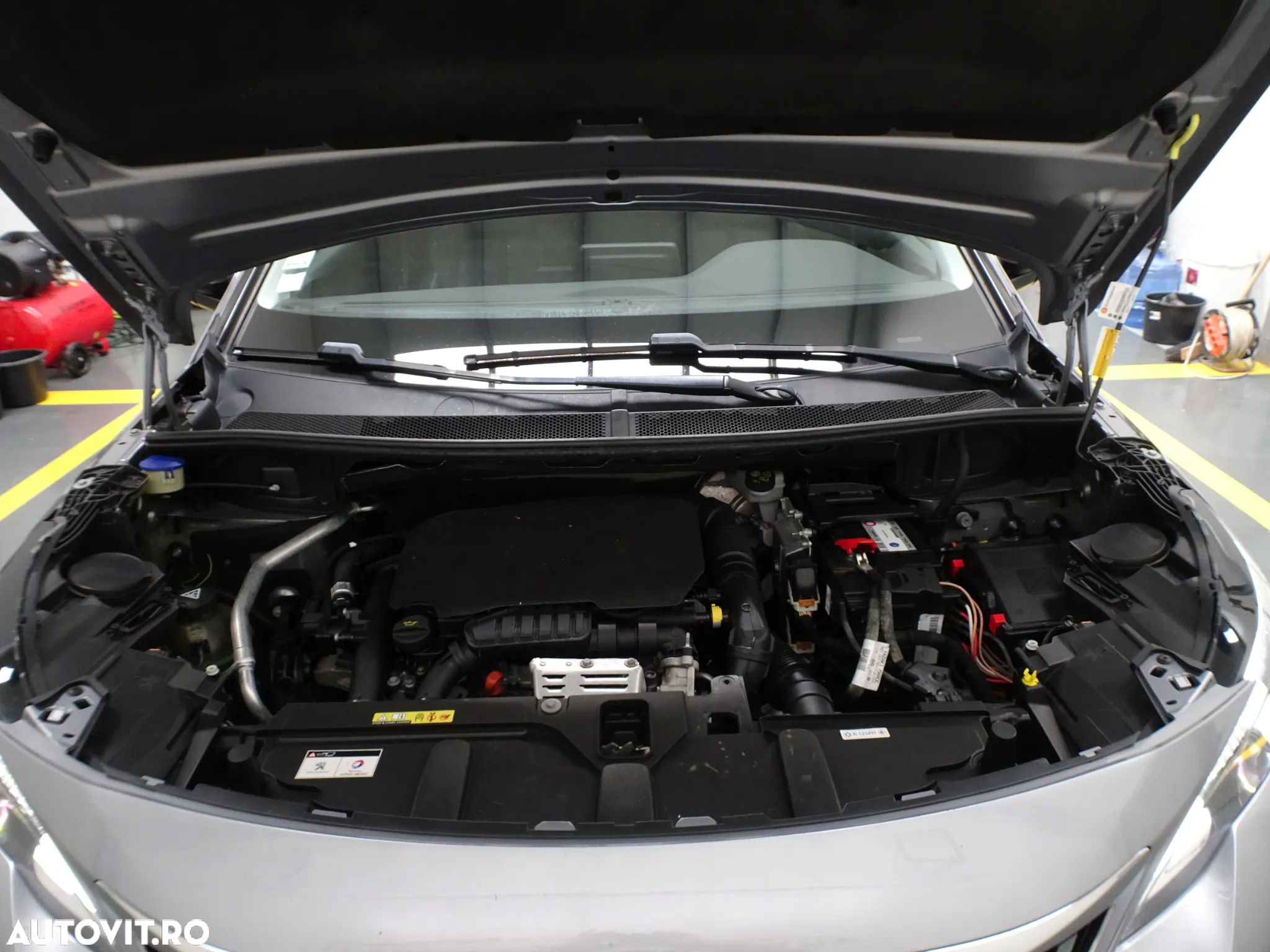 Peugeot 3008 1.2 PureTech 130 S&S BVM6 Active Pack - 26
