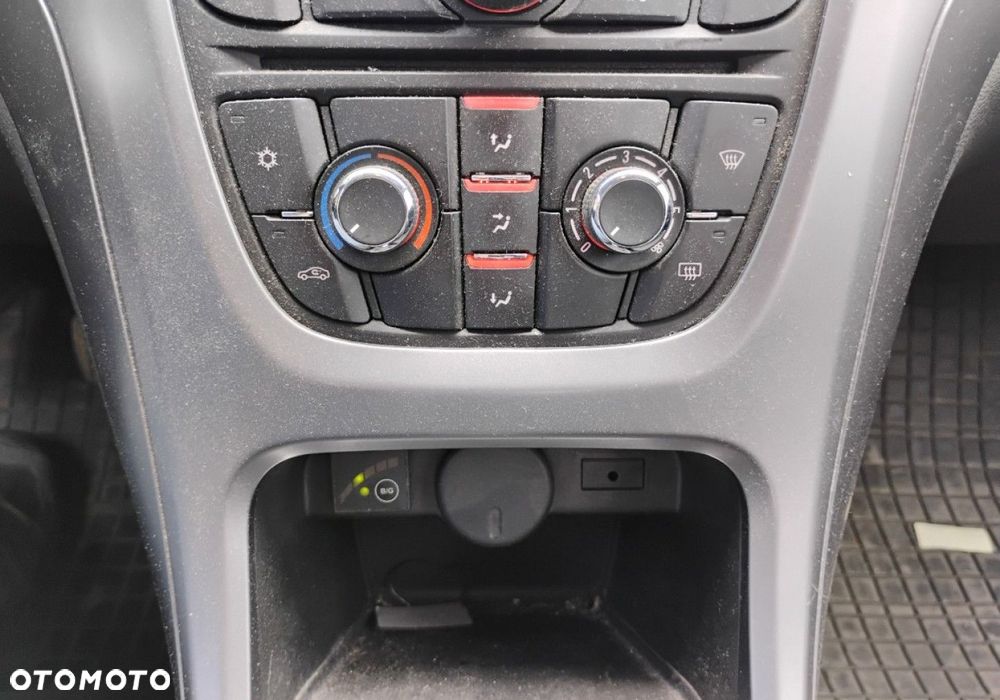Opel Astra - 16