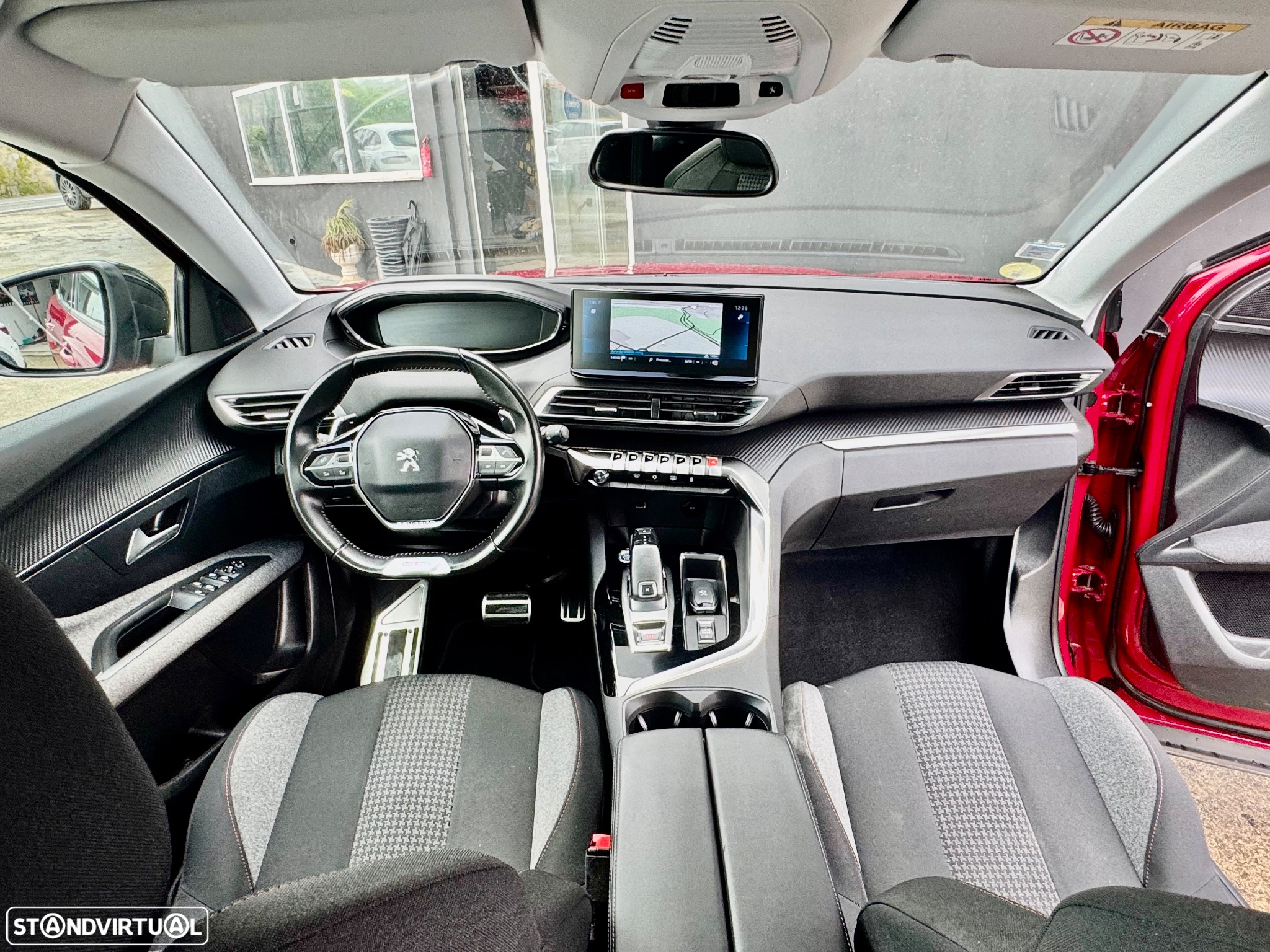 Peugeot 3008 1.5 BlueHDi GT EAT8 - 43