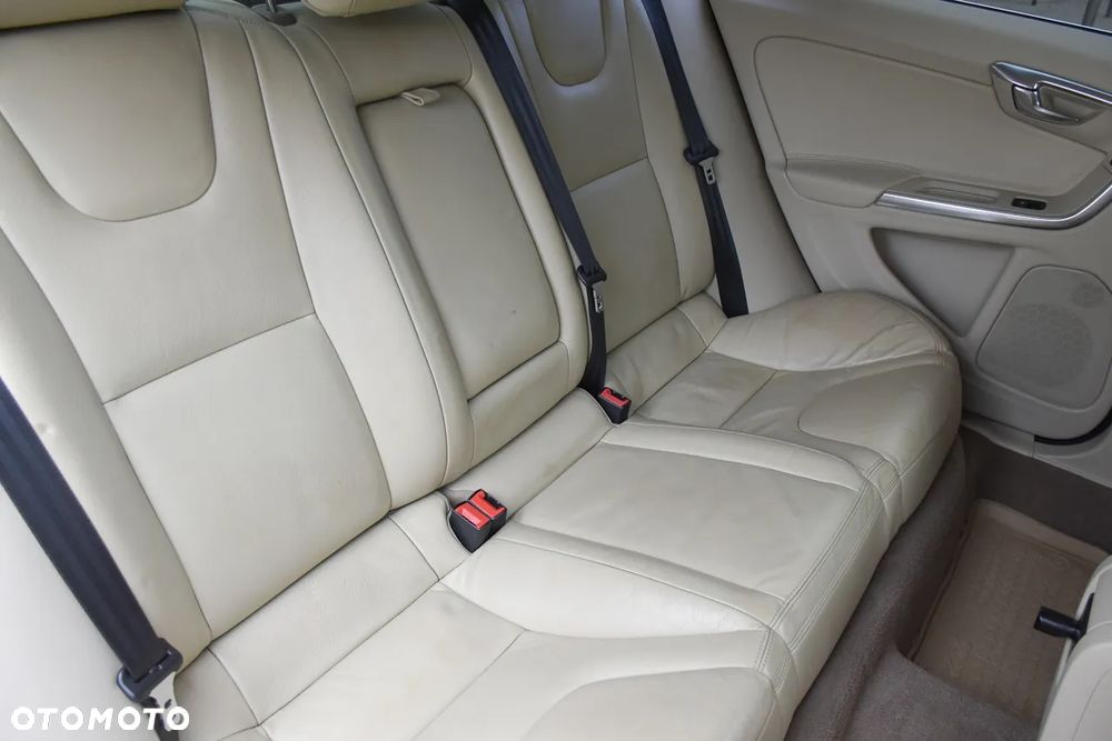 Volvo S60 2.5 T5 - 34