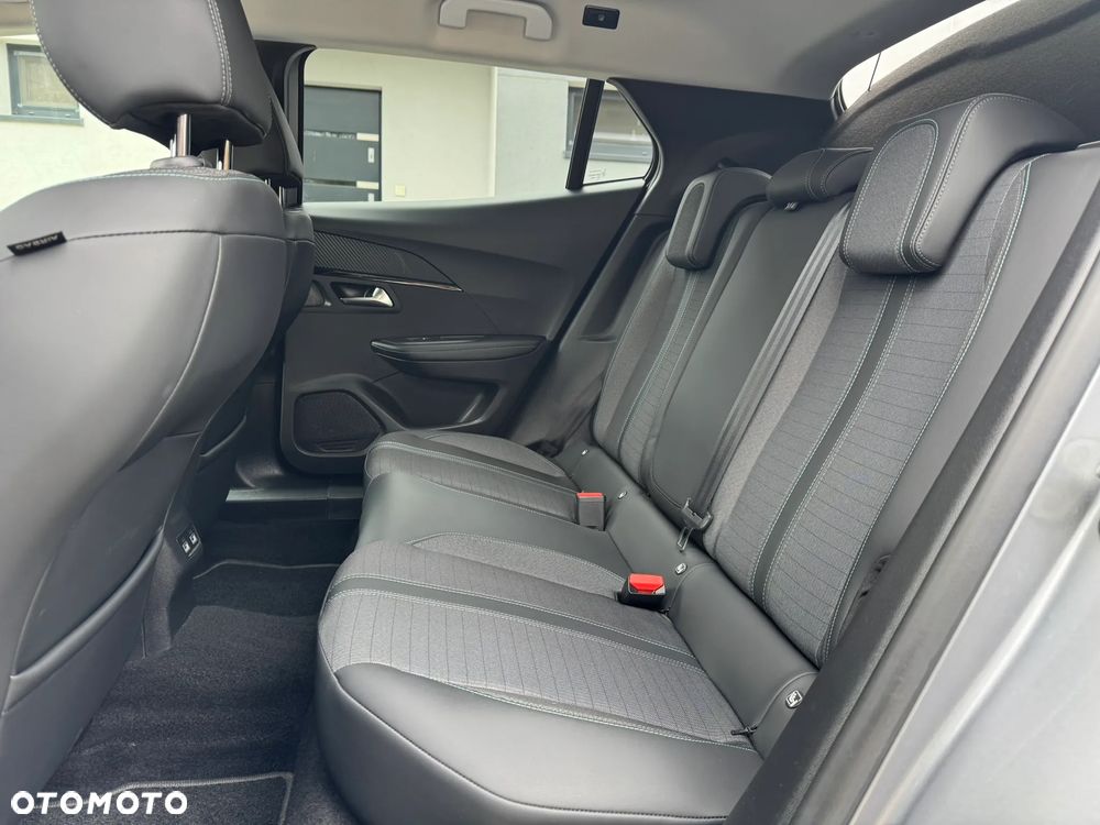 Peugeot 2008 PureTech 100 Stop&Start Allure Pack - 17