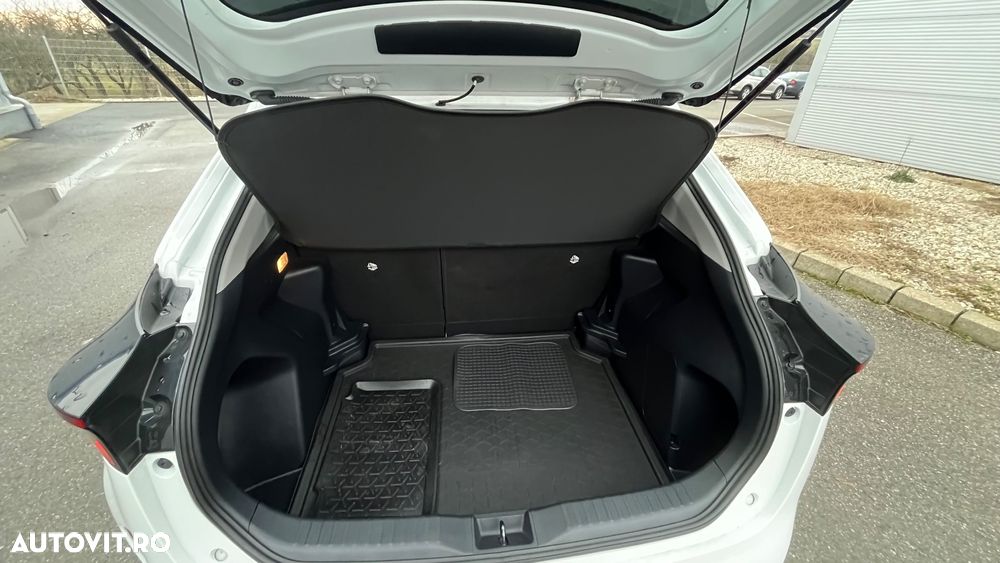 Toyota Yaris 1.5 MT Active - 15