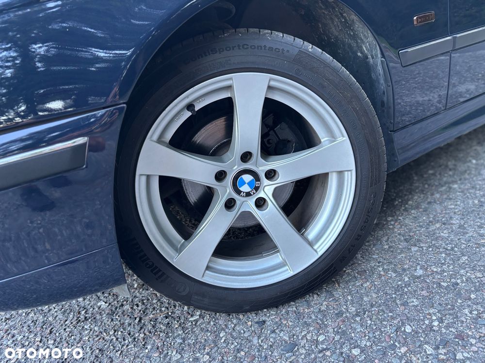 BMW Seria 5 - 16