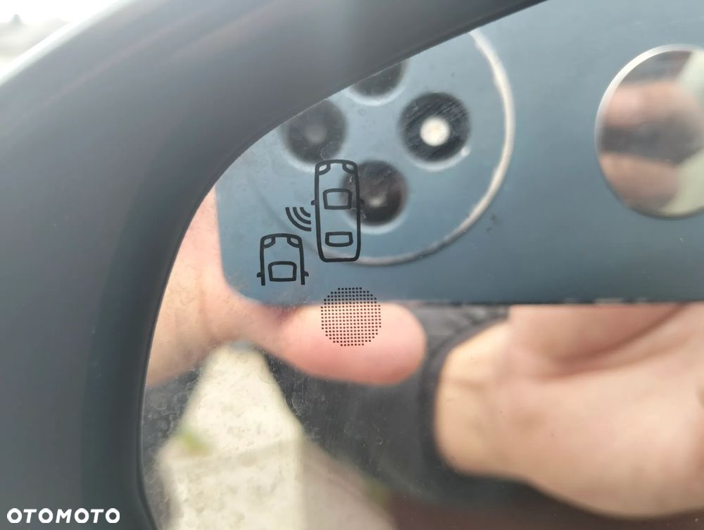 Peugeot 3008 PureTech 130 Stop & Start GPF Allure - 24