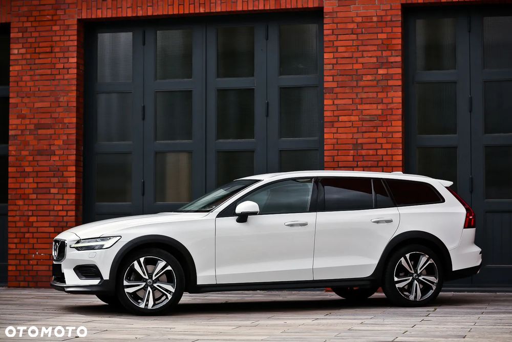 Volvo V60 Cross Country Pro D4 AWD - 9