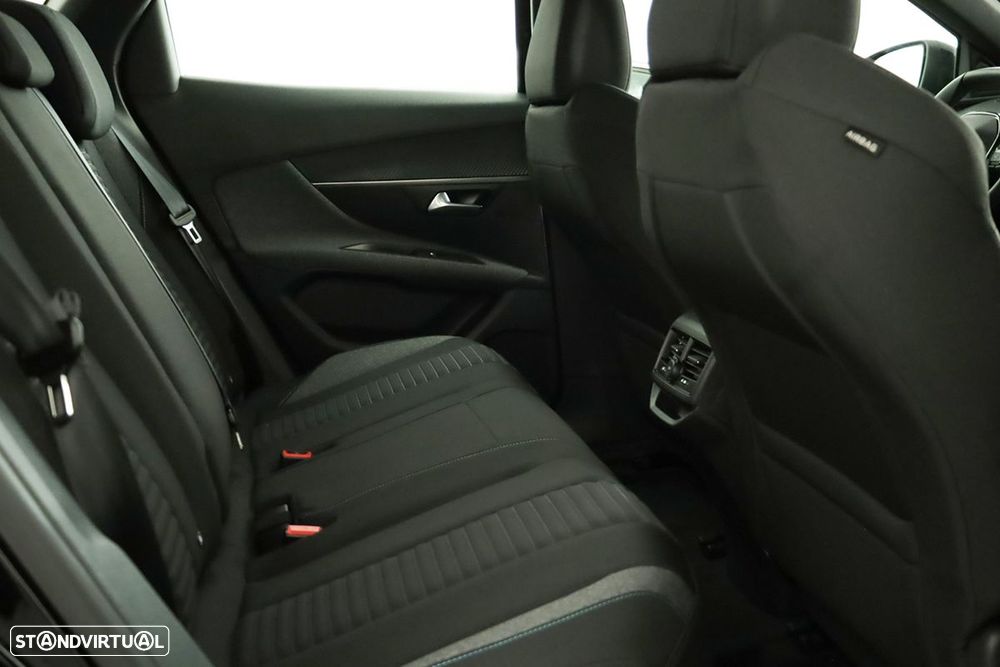 Peugeot 3008 1.6 Hybrid Allure e-EAT8 - 23