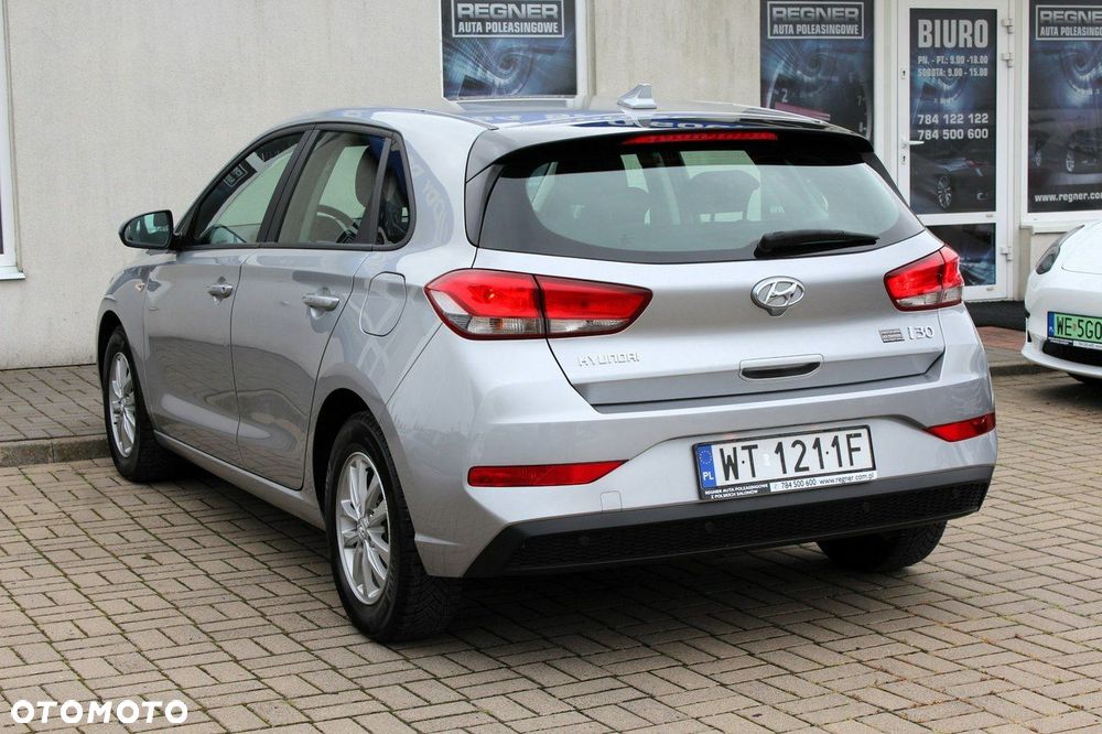 Hyundai i30 1.5 DPI Classic + - 4