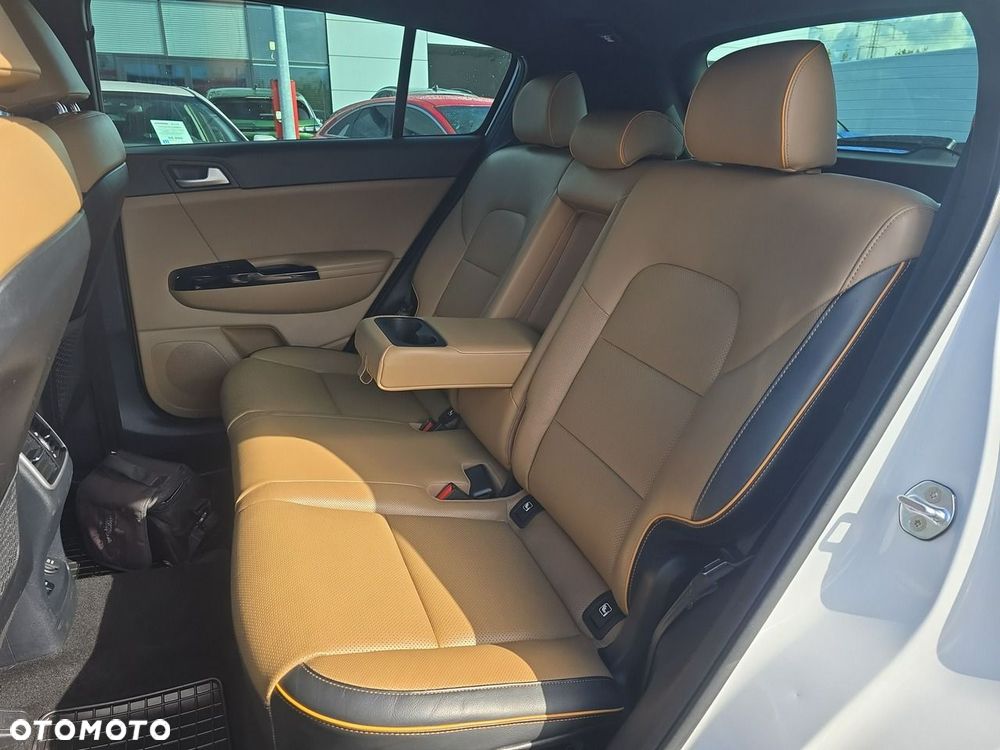 Kia Sportage - 16