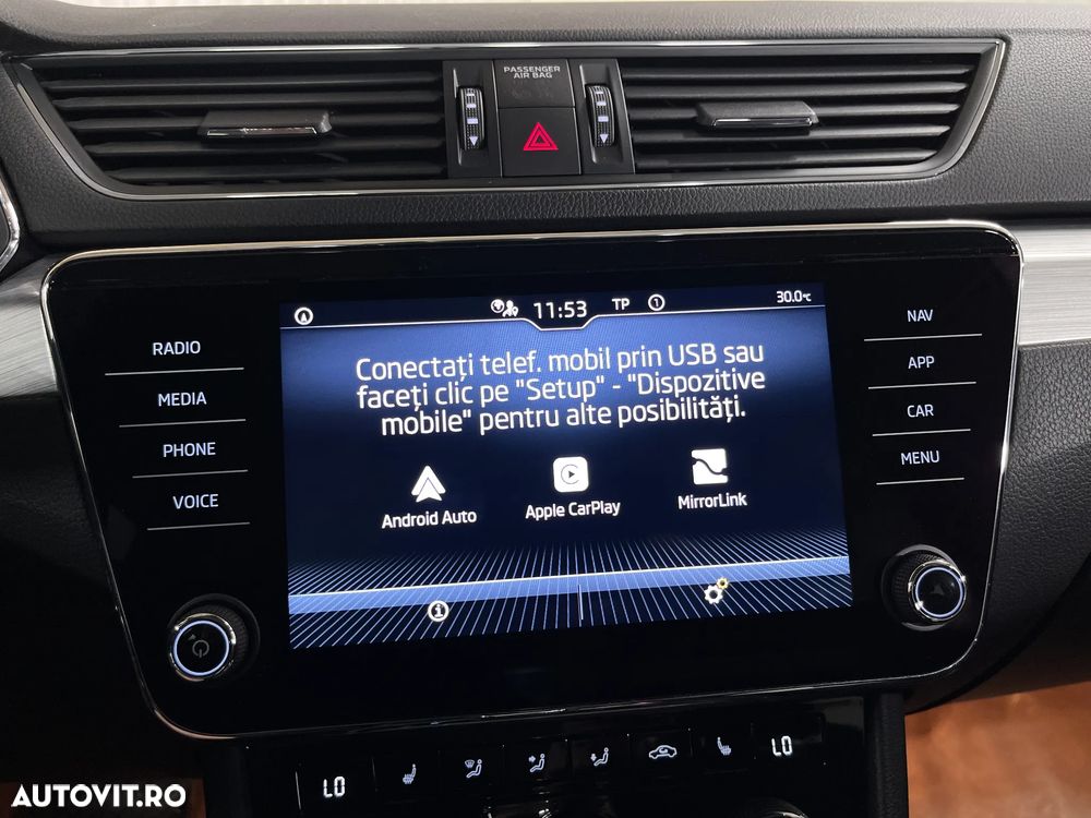 Skoda Superb 2.0 TDI DSG Ambition - 16