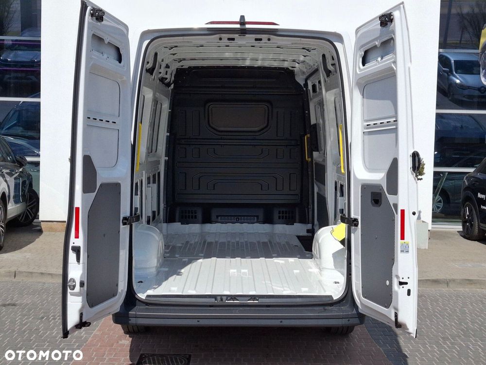 Volkswagen Crafter - 9