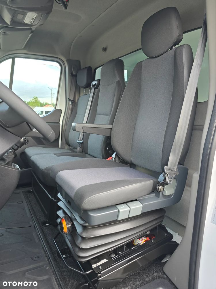 Renault MASTER CHŁODNIA 8 PALET Carrier XARIOS 350 -20*C +20*C 230V STACJONARNE PODŁĄNCZENIE TYLN OŚ BLIŻNIACZA WZMOCNIONA SALON POLSKA 125Tyś km SERWIS ASO RENO DO OSTATNIEGO Km GWARANCJA BOGATA OPCJA WYPOSAŻENIA LEDY HALOGENY TEMPOMAT FOTEL KIEROWCY PNEŁMATYCZNY - 34