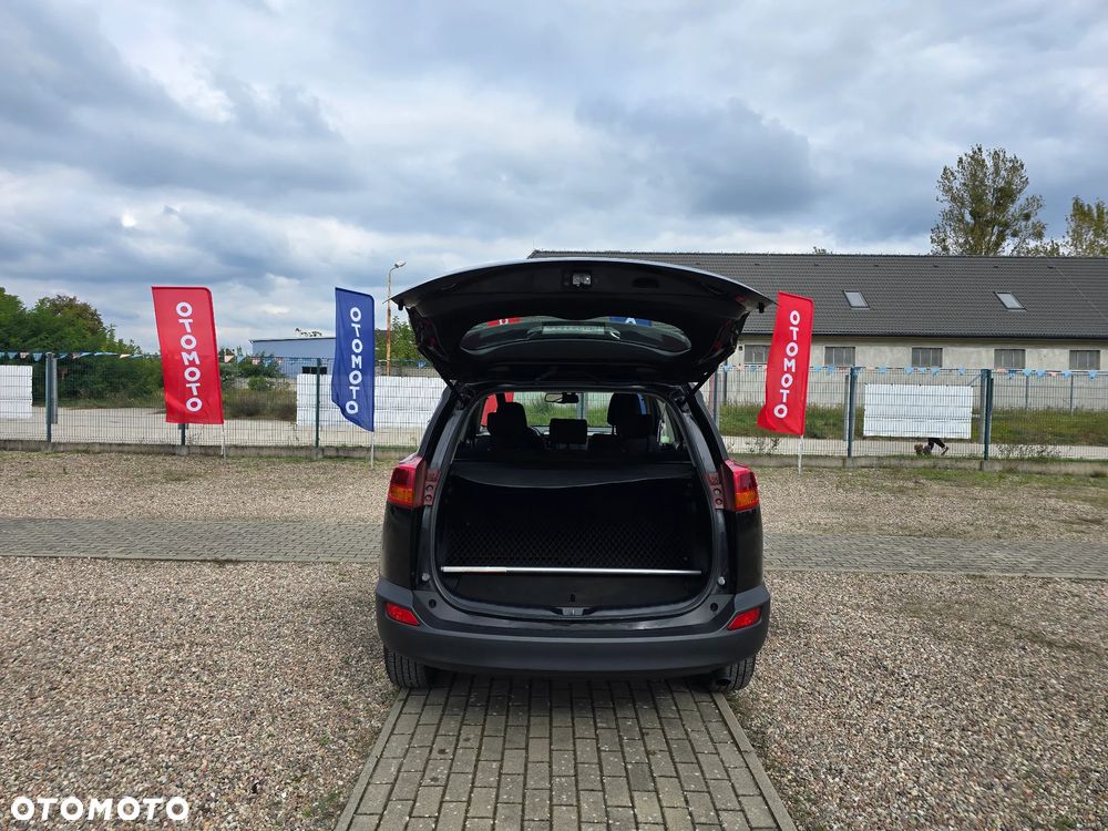 Toyota RAV4 2.0 D-4D Premium - 11