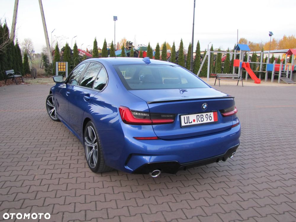 BMW Seria 3 320d M Sport Sport - 9