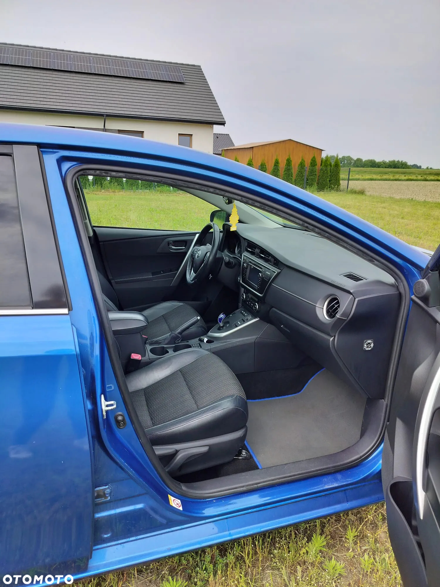 Toyota Auris - 14
