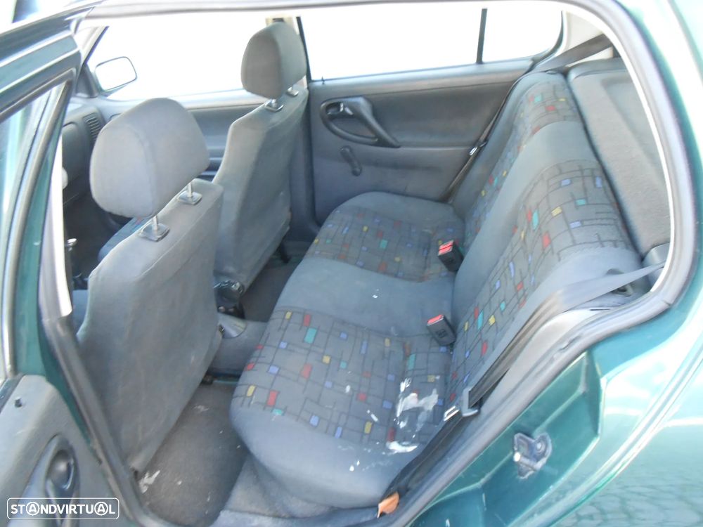 VW Polo 1.0 Fox - 17