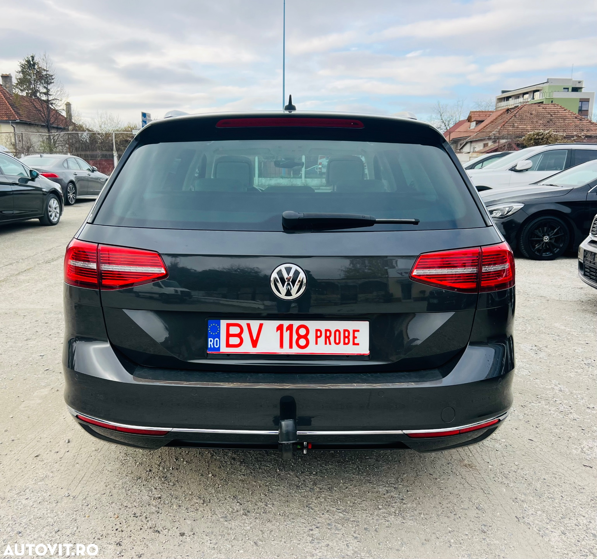 Volkswagen Passat Variant 2.0 TDI DSG (BlueMotion Technology) Highline - 23