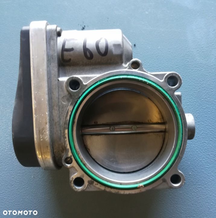 BMW E60 E61 E90 E91 E92 PRZEPUSTNICA 7516946 - 1