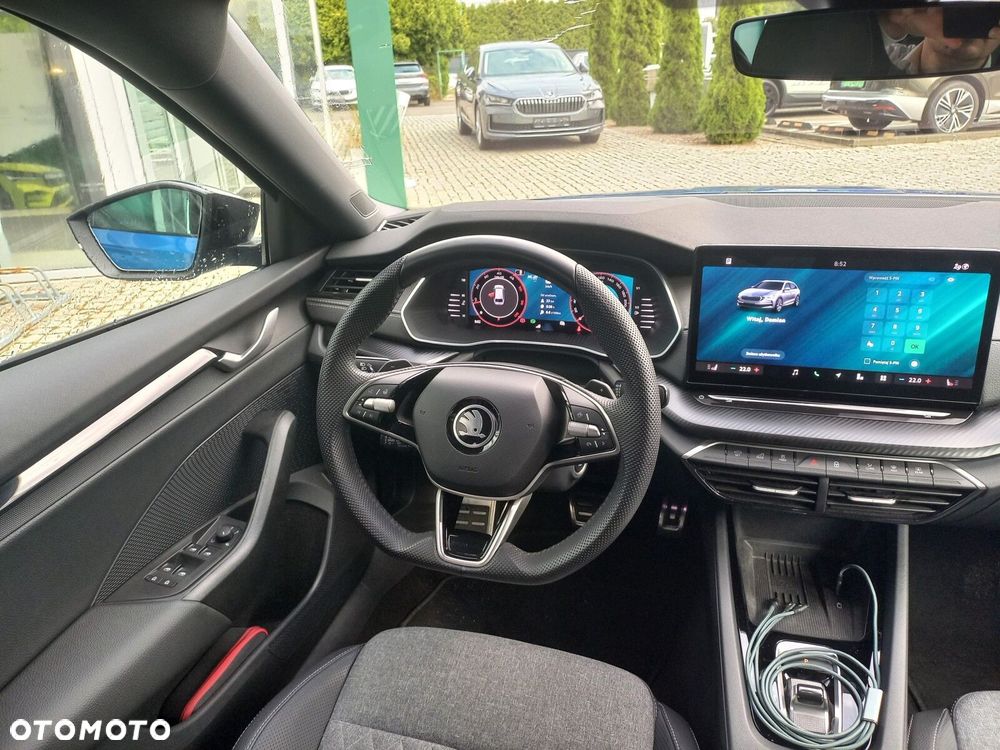 Skoda Octavia 2.0 TDI Sportline DSG - 11