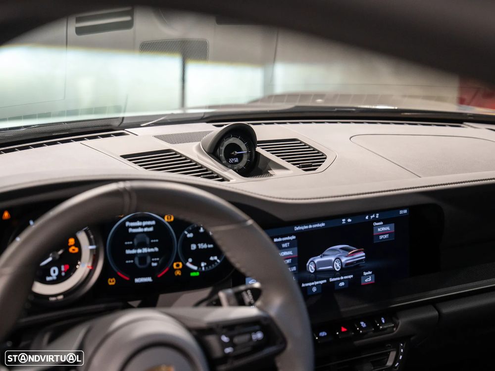 Porsche 911 (992) Carrera 4 PDK - 22