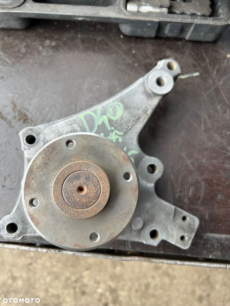 Mocowanie paska klinowego rolki Nissan Navara d40 Infiniti QX70 3.0 v6