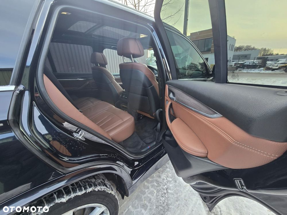 BMW X5 3.0si xDrive - 8