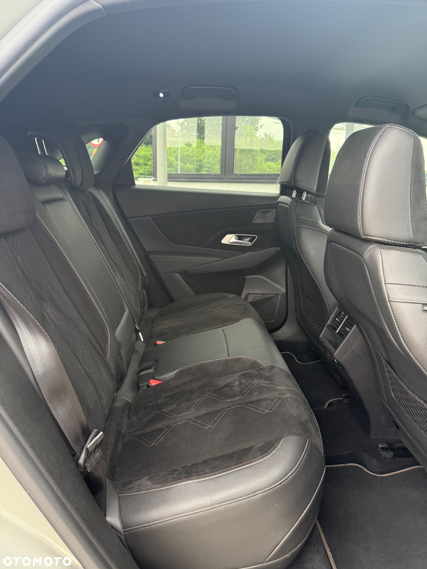 DS Automobiles DS 7 Crossback 1.6 E-Tense Performance Line + - 18