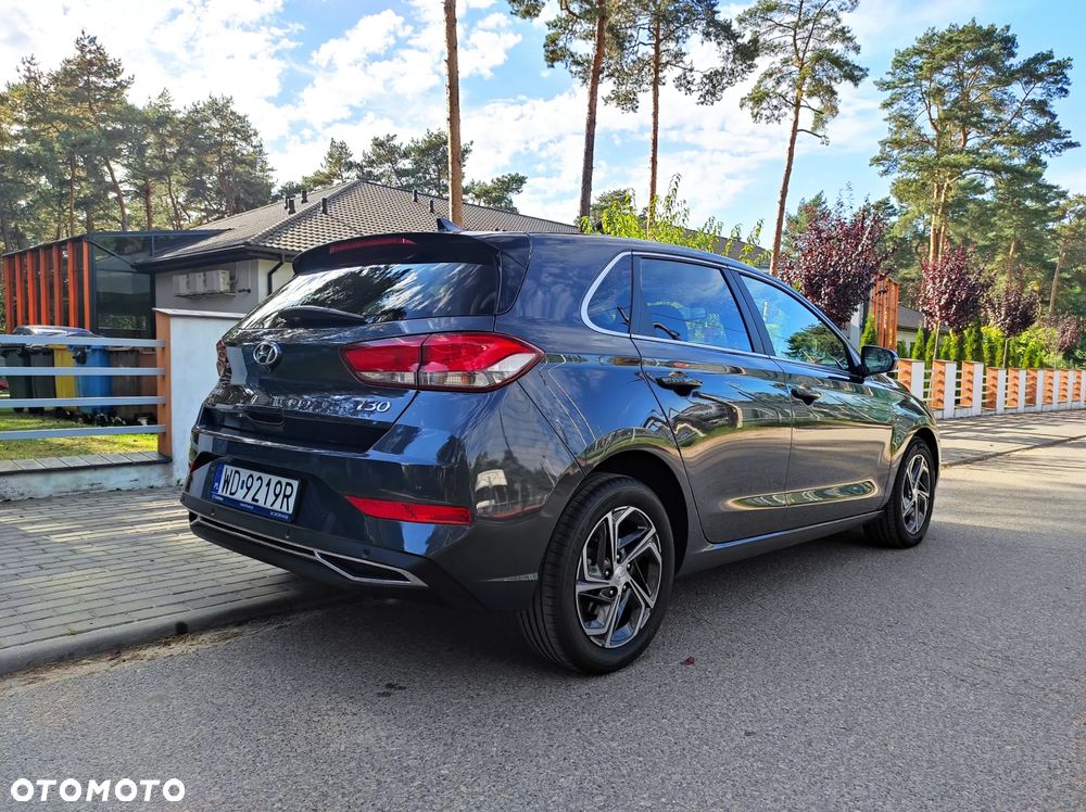 Hyundai i30 1.5 T-GDI 48V Executive DCT - 16
