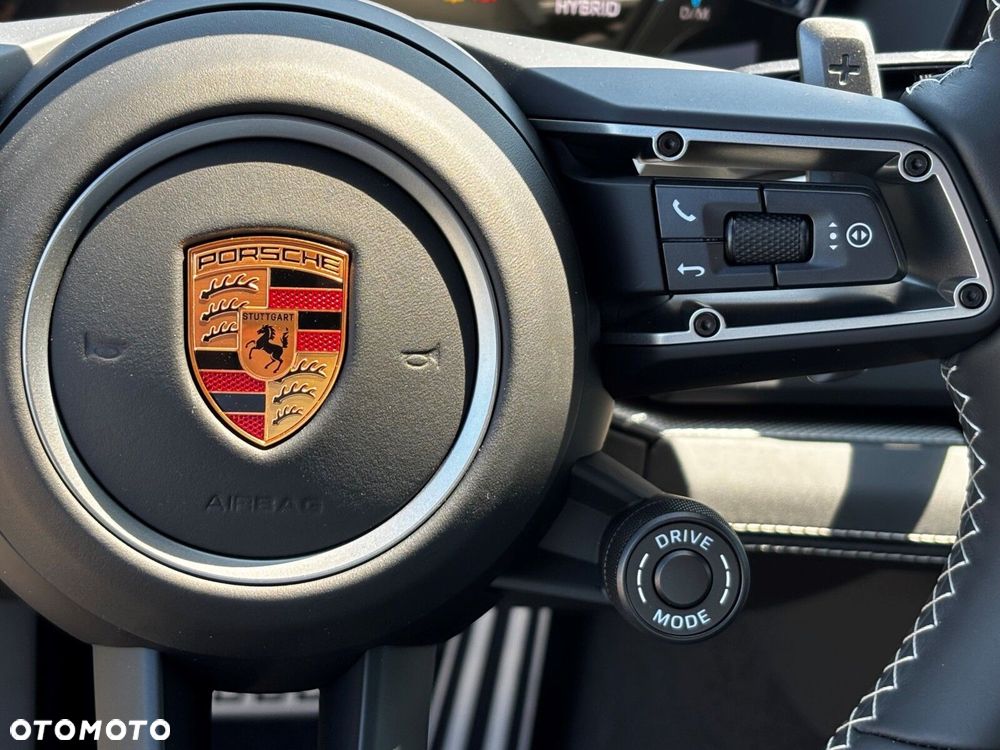 Porsche Panamera - 25