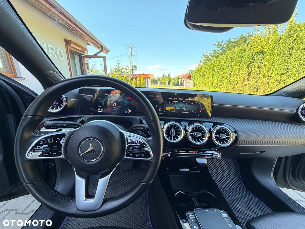Mercedes-Benz Klasa A 180 Style 7G-DCT - 16