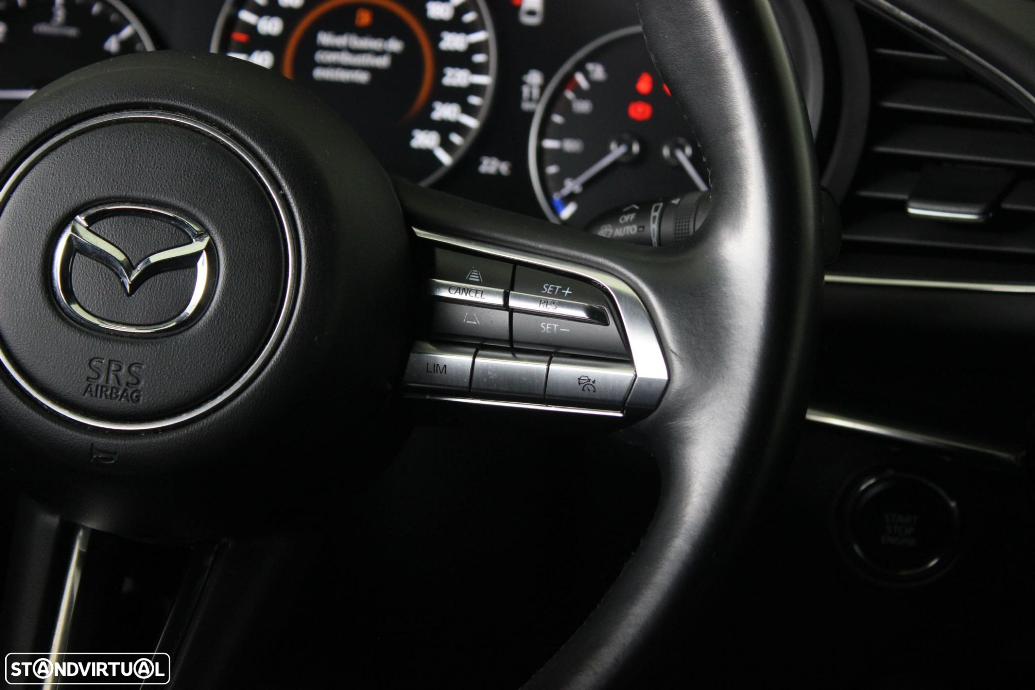 Mazda 3 - 16