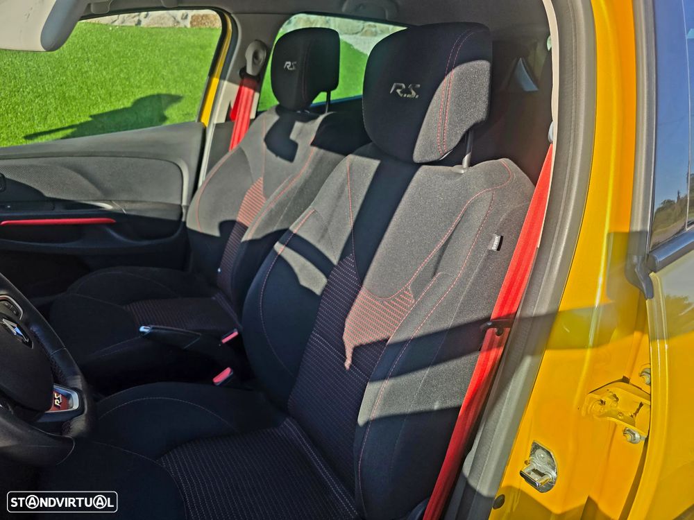 Renault Clio TCe 200 EDC Sport R.S. - 11