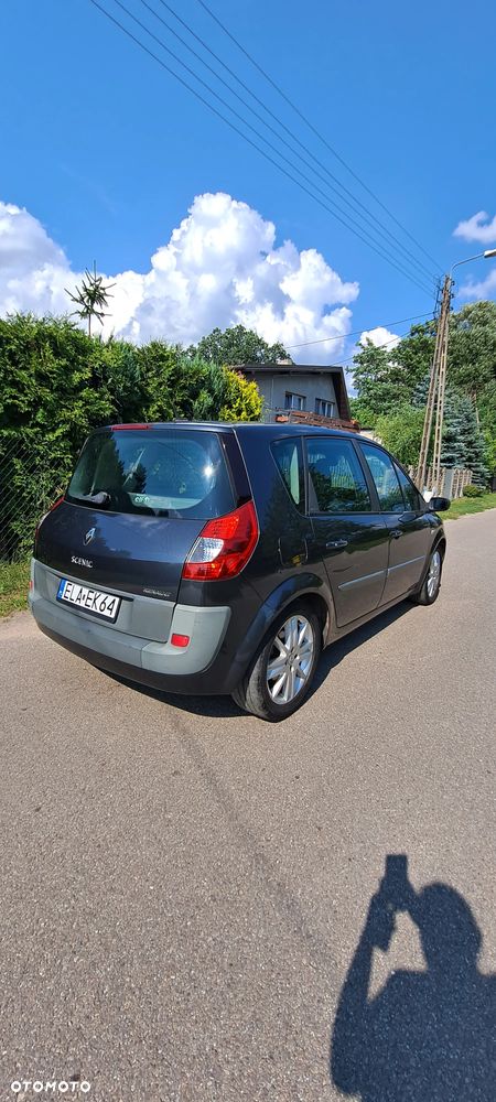 Renault Scenic 2.0 16V Luxe Privilege - 9