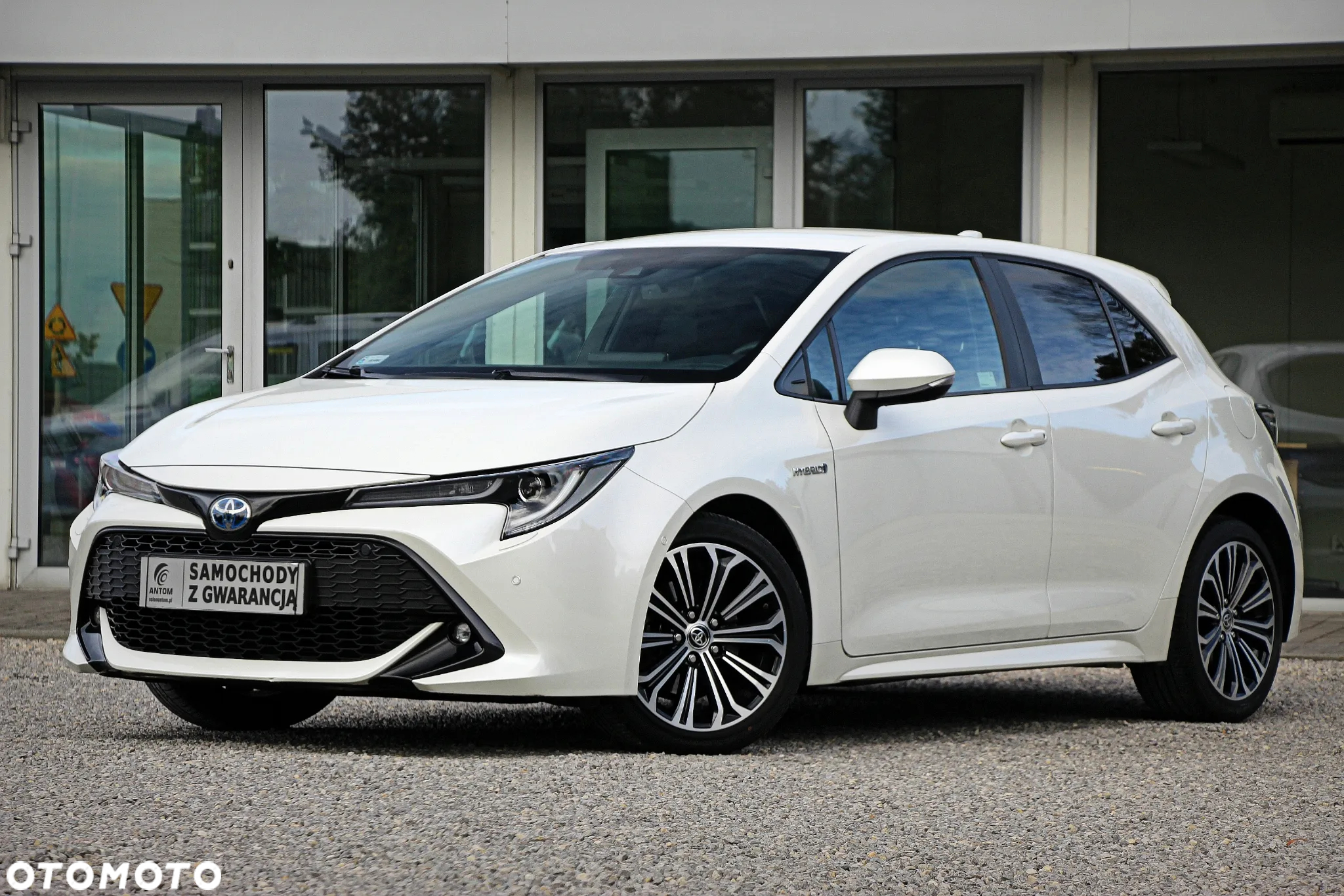 Toyota Corolla 2.0 Hybrid Comfort - 5