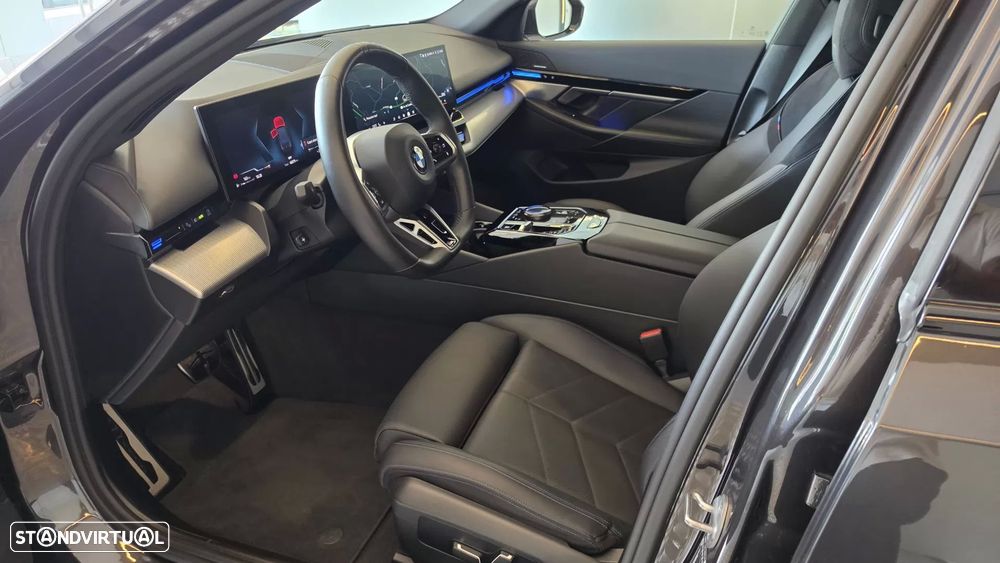 BMW 520 d Pack Desportivo M - 43