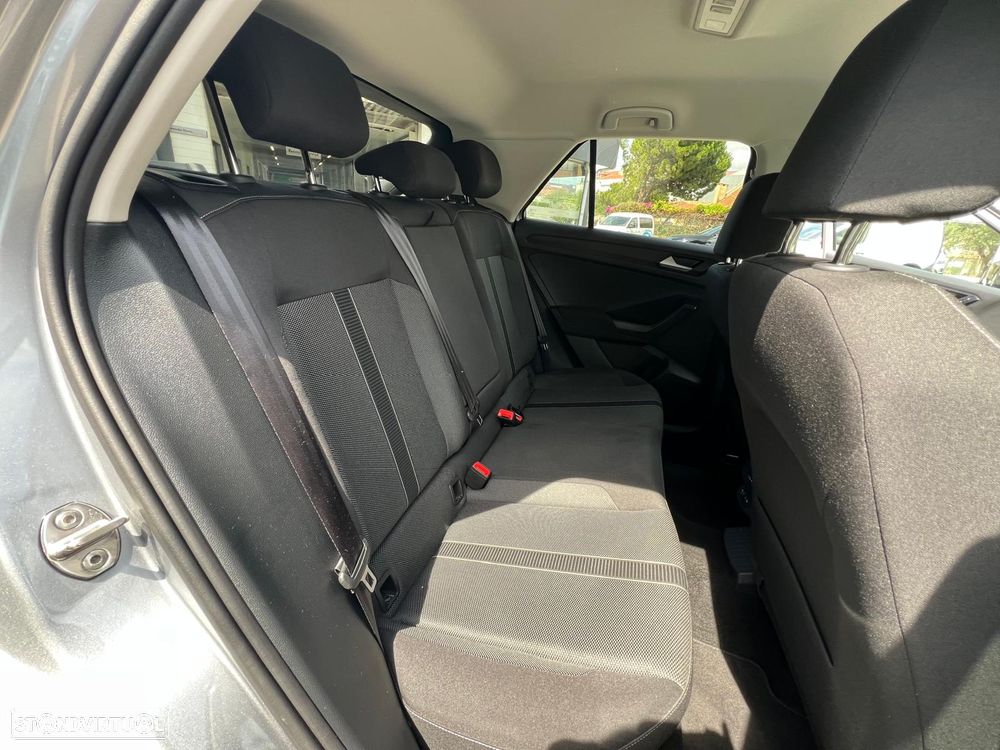 VW T-Roc 1.0 TSI Urban - 10
