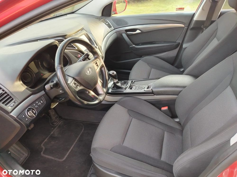 Hyundai i40 Kombi 1.7 CRDi Style - 9